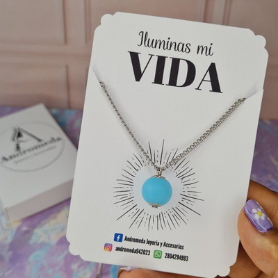 Collar perla Luminicente celeste AQ