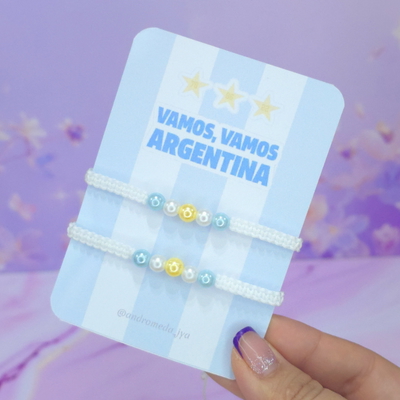 Pulsera regulable Argentina blanco bandera pelotitas perlada x2