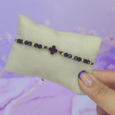 Pulsera regulable trebol negro M2