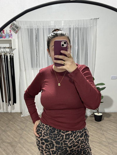 Camiseta Ela bordo