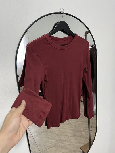 Camiseta Ela bordo