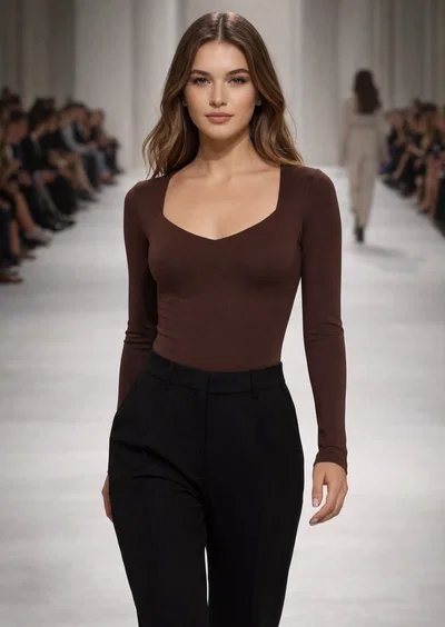 BODY EVELINA