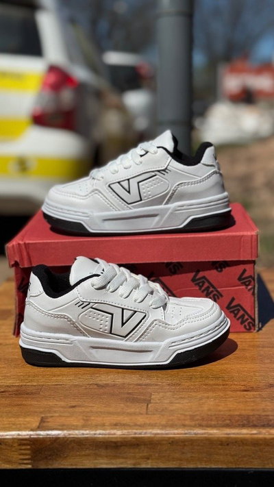 Vans Upland NIÑO