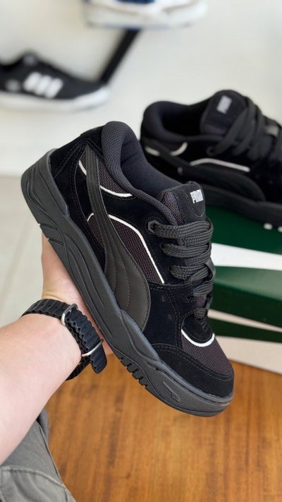 Puma 180 total black