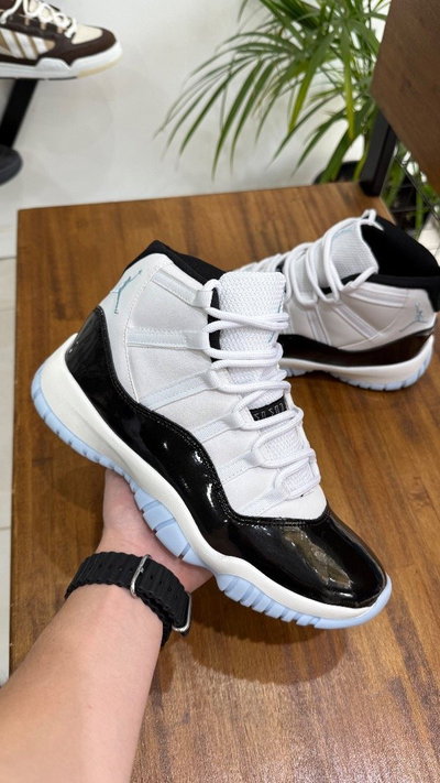 Jordan Retro 11 Concord