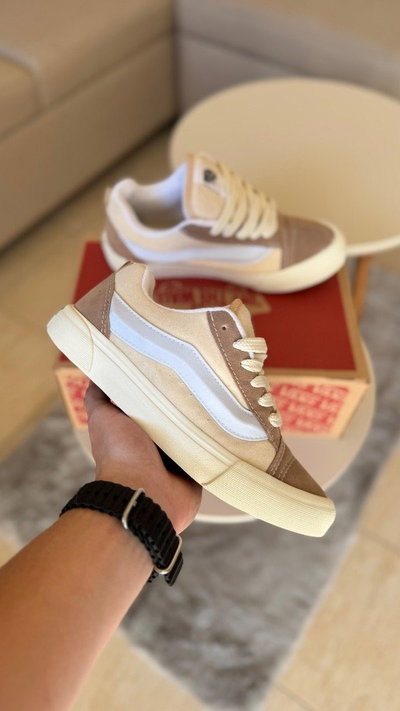 Vans knu beige y marron