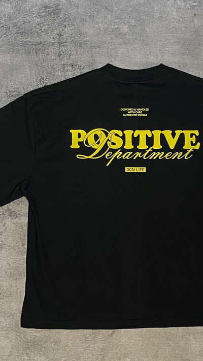 REMERA BOXY TEE SPEECH NEGRO