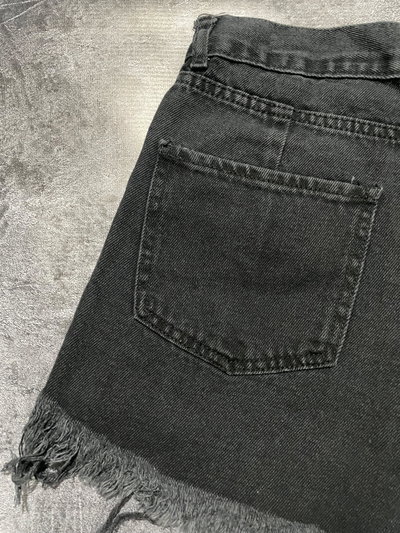Short Stone desflecado