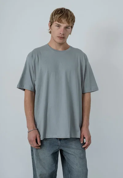 Remera Over Ceniza Valker