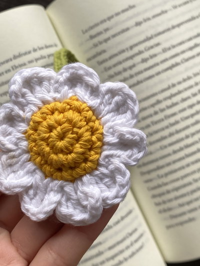 Margarita 🌼 Marcapáginas a Crochet - PREVENTA