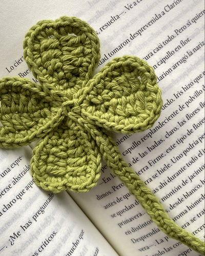 Trébol 🍀 Marcapáginas a Crochet - PREVENTA