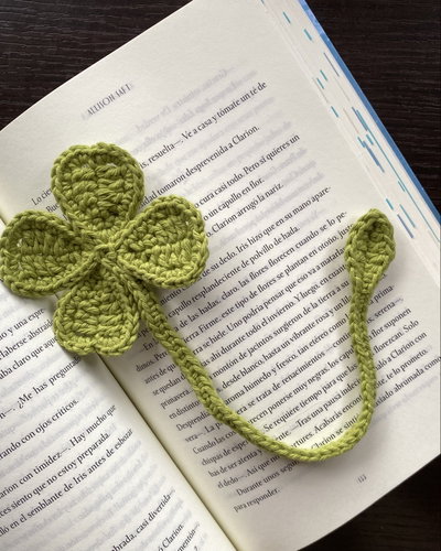 Trébol 🍀 Marcapáginas a Crochet - PREVENTA