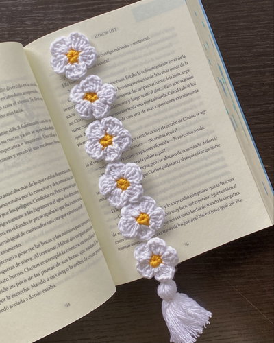Tira de Margaritas 🌼  Marcapáginas a Crochet - PREVENTA