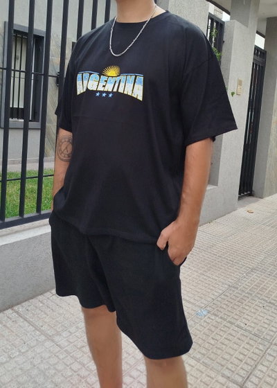 REMERA OVERSIZE ESTAMPADA -  UNISEX
