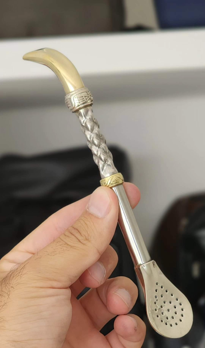 Bombillon premium pico de loro
