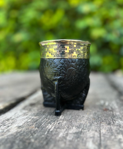 Imperial cuero repujado