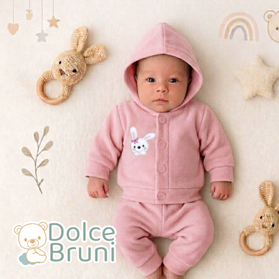 Conjunto Wood - Plush Bordado Rosa