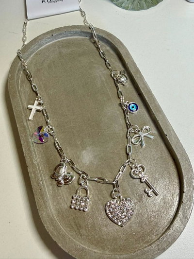 Cadenita Charms