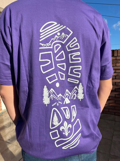 Remera violeta "Huella"