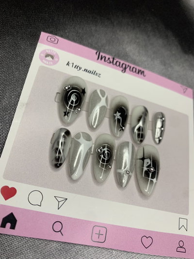 Press on nails ★