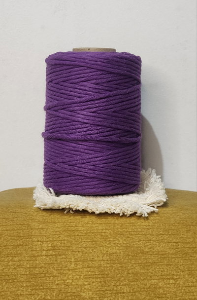 Hilo de algodón VIOLETA 36 hebras