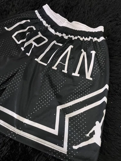 SHORT SUBLIMADO JORDAN LUNARES Negro