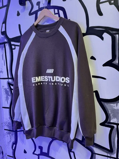 BUZO EMESTUDIO Marrón