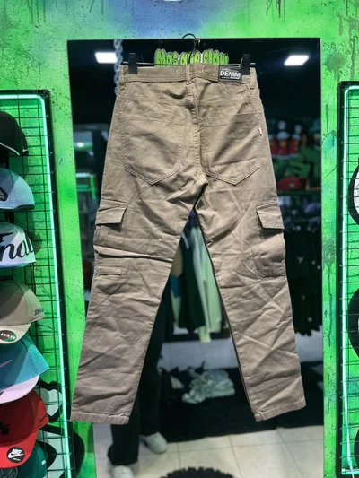 JEANS MOM CARGO Marron