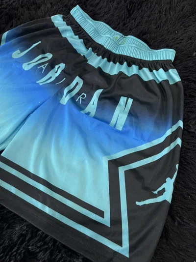 SHORT SUBLIMADO JORDAN DEGRADE Verde agua, azul y negro