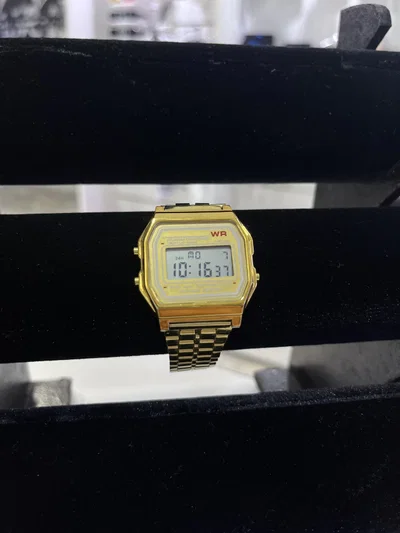 RELOJ CASSIO Dorado