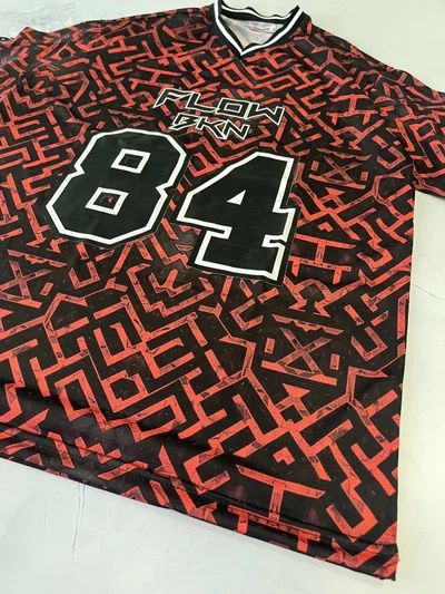 CAMISETA FLOW BKN 84 ESTAMPADA Roja