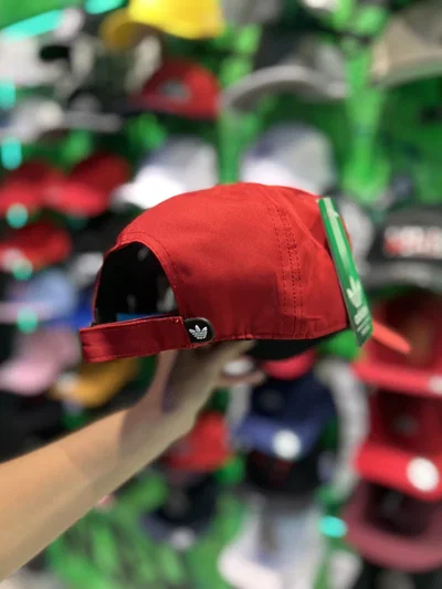 GORRA RIVER CURVA Roja