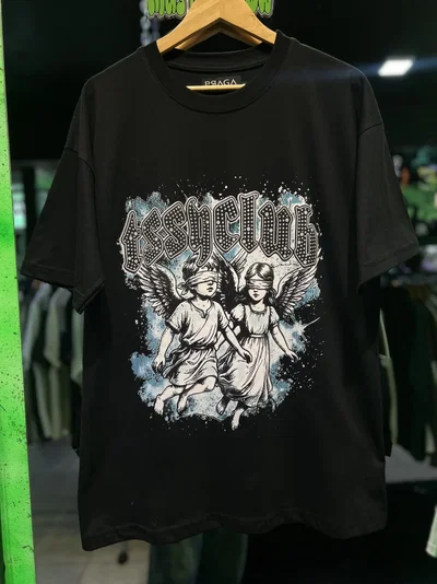 REMERA ANGELES Negra