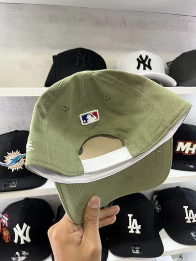 GORRA NY CURVA BROCHE Verde