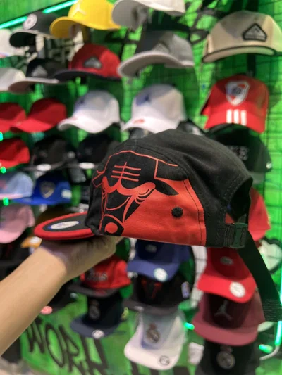 GORRA PLANA CHICAGO BULLS Negra