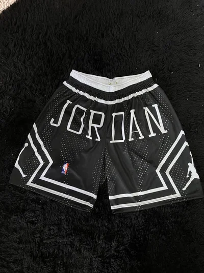 SHORT SUBLIMADO JORDAN LUNARES Negro