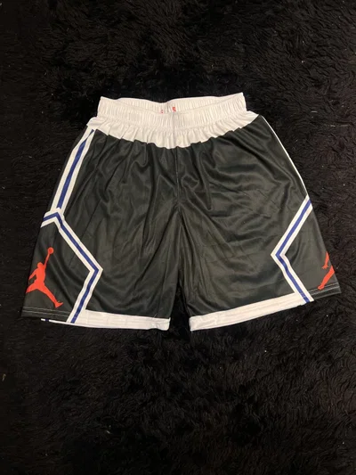 SHORT SUBLIMADO JORDAN LISO Negro