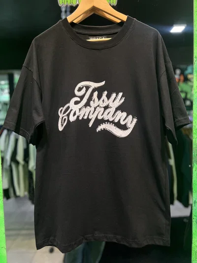 REMERA TSSY COMPANY Negra