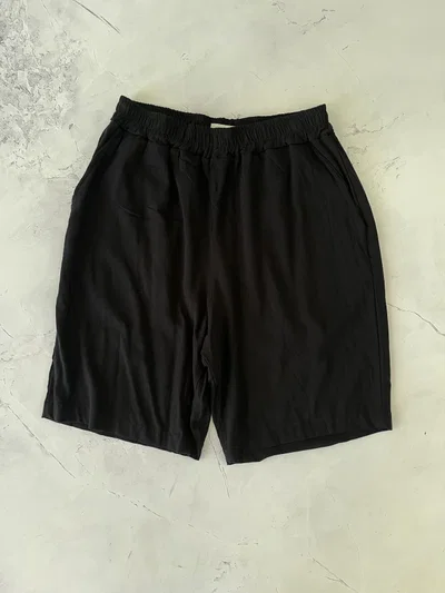 BERMUDA DE LINO Negra