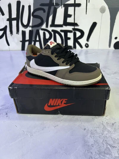 ZAPATILLAS NIKE SB TRAVIS Marron c Beige