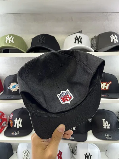 GORRA ATLANTA FALCON PLANA CERRADA negro