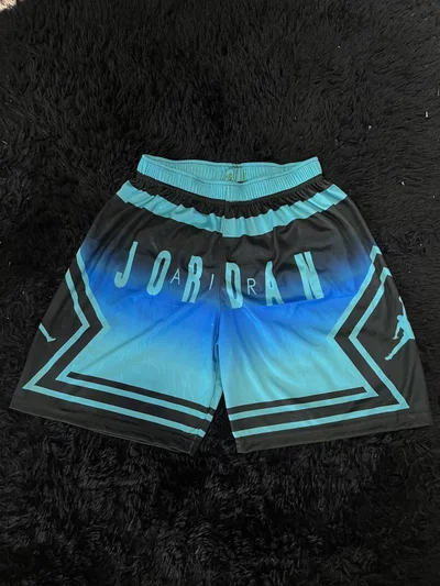 SHORT SUBLIMADO JORDAN DEGRADE Verde agua, azul y negro