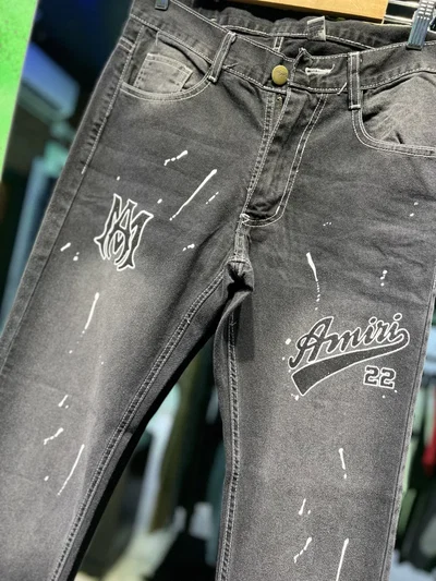 JEANS RECTO AMIRI 22 MANCHAS Gris oscuro