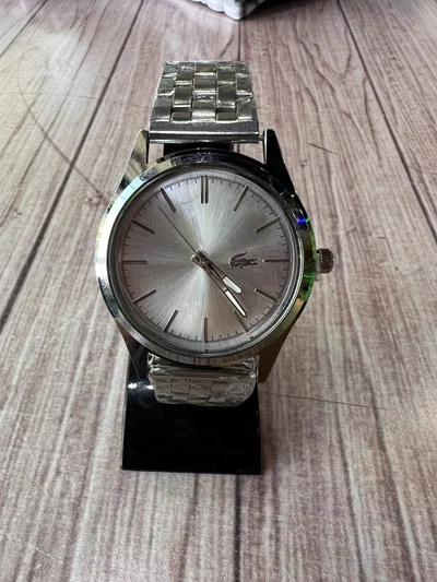 RELOJ LACOSTE NROS LINEAS Plateado