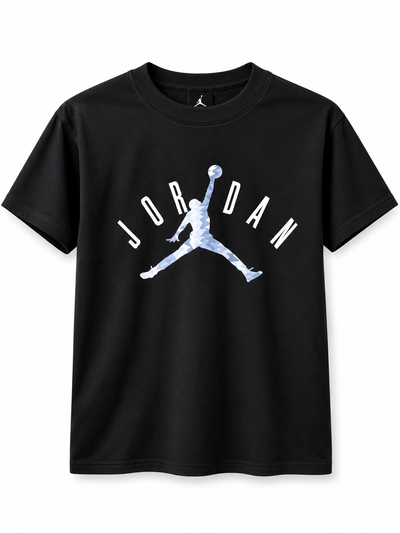 REMERA JORDAN BROKEN LETTERS Negra