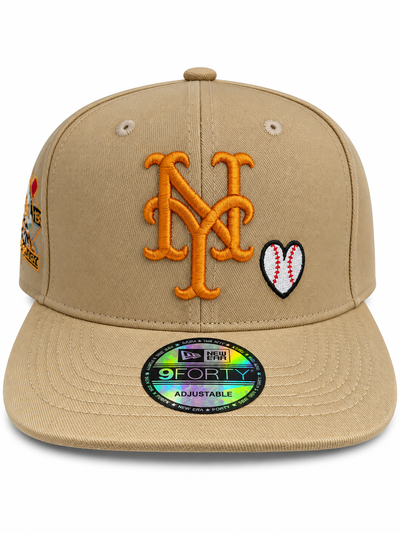 GORRA NEW YORK METS PLANA C BROCHE BEIGE