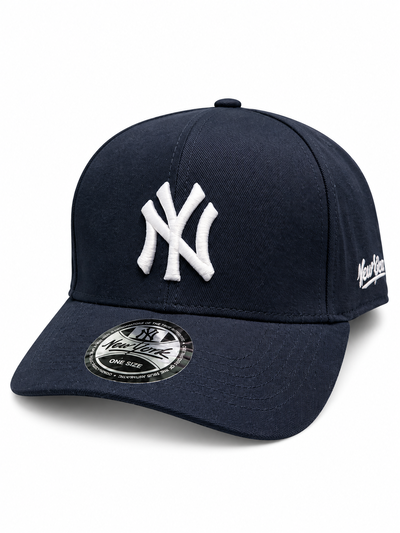 GORRA NY CURVA CON HEBILLA Azul oscuro con blanco