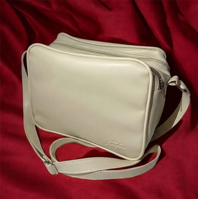 Cartera doble cierre