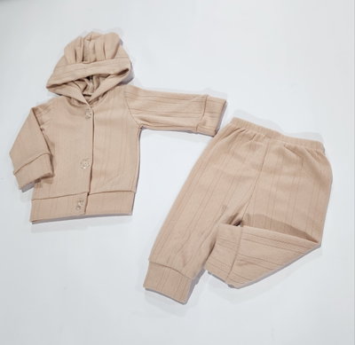 Conjunto campera con capucha (Cashmere tramado)