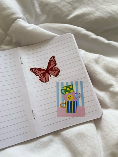 stickers en adhesivo común